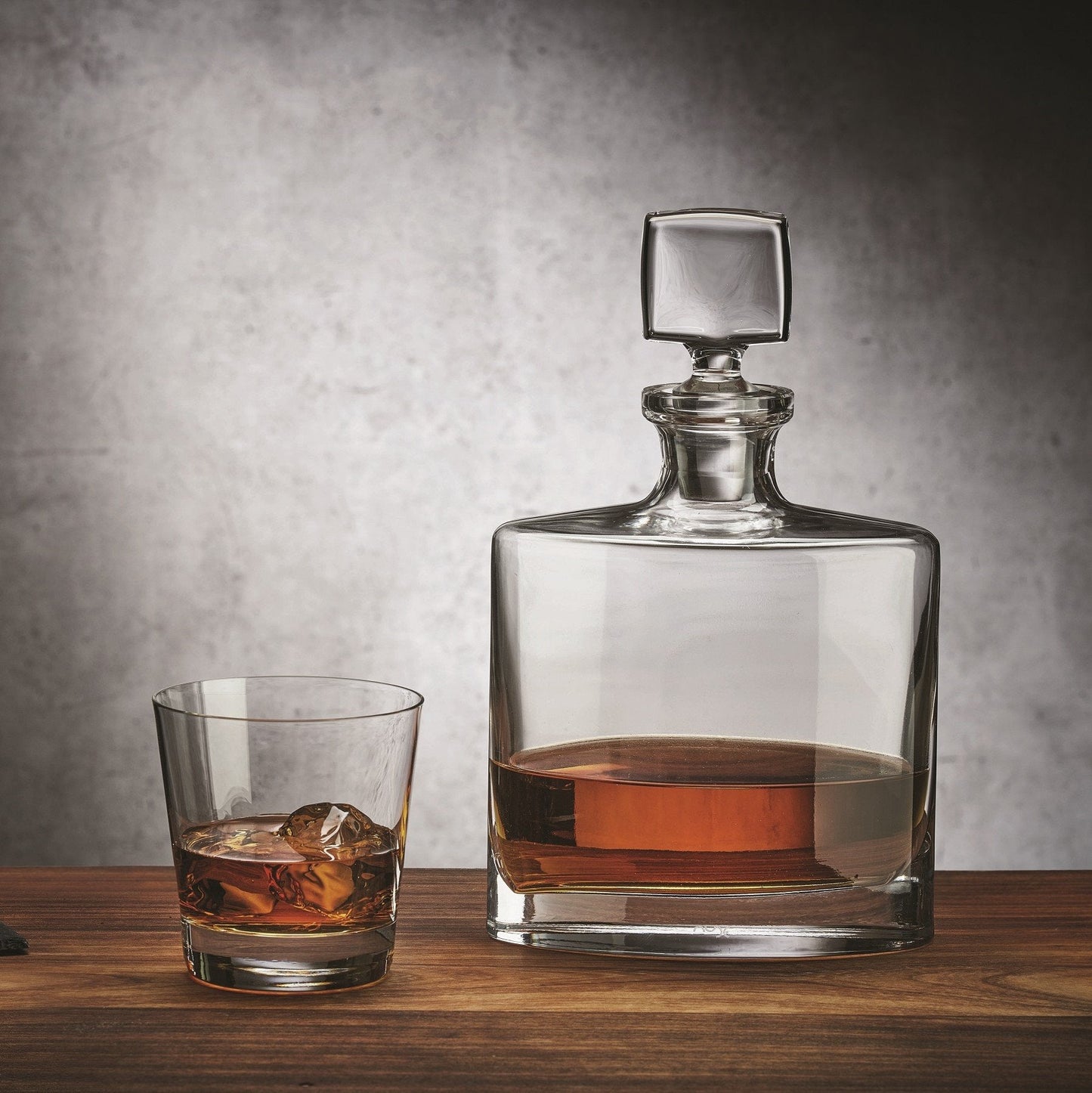 Close up detail of Square & Rocks V Gift set Barware | Provenance & Patina