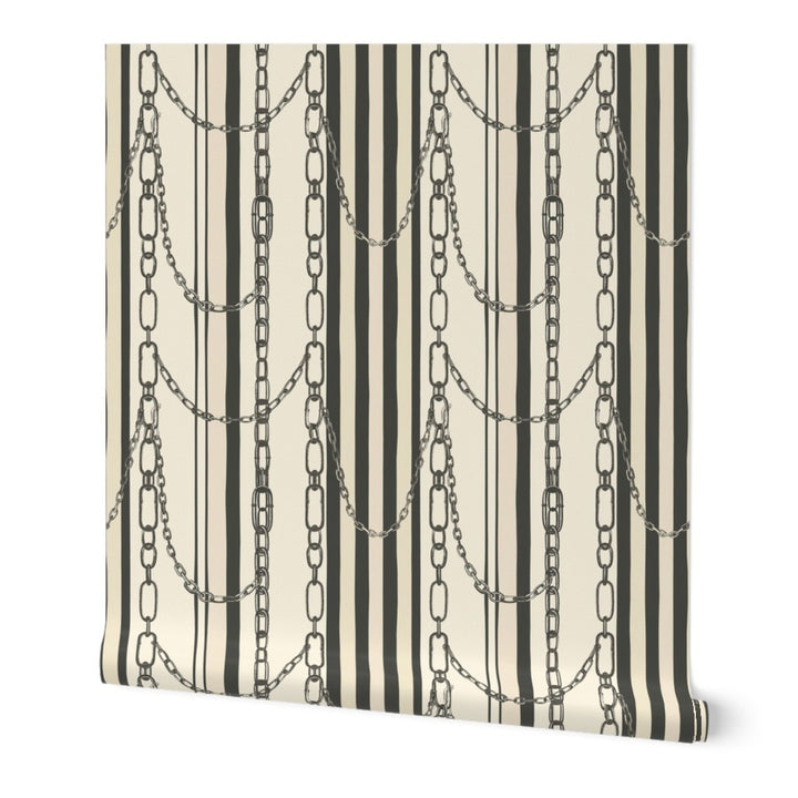 Chic Chains Chic Chains — Hero Roll