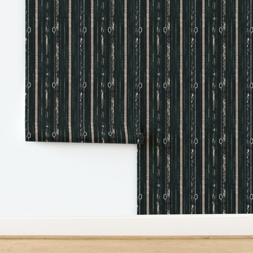 Couture Chains designer wallpaper sample showing the intricate jewelry-inspired chain pattern.