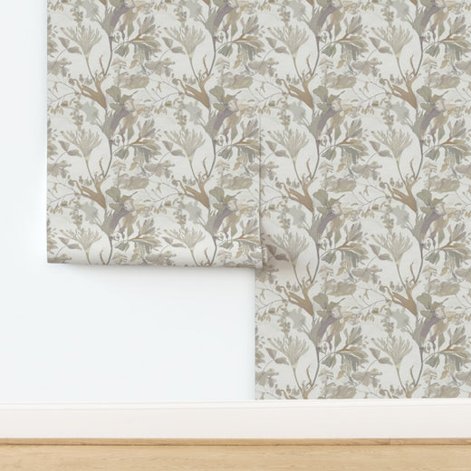 Contemporary botanical wallpaper sample displaying the delicate seaweed pattern.