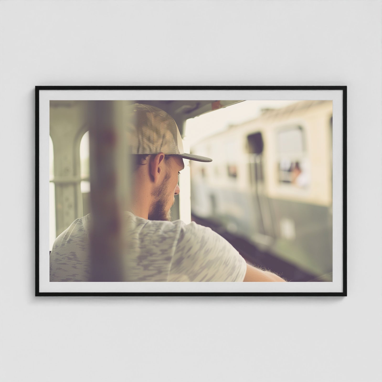 Commuter 60x40 Black Landscape Box Frame
