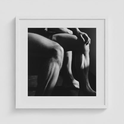 Entwined Legs 20x20 White Square Box Frame