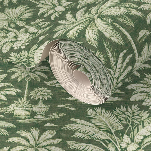 Natural fiber weave detail on Palmy Weather Green grass cloth wallpaper.