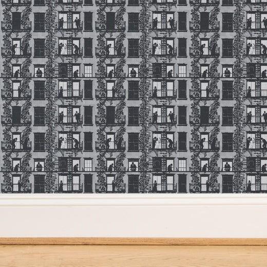 Detailed surface of the Cloud grey grass cloth wallcovering.