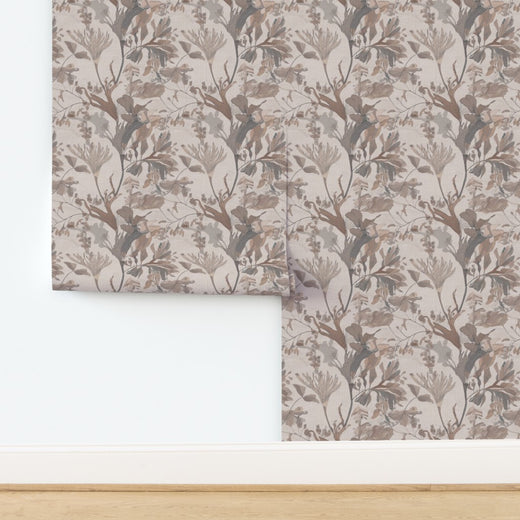 Woven grasscloth option of the botanical foliage wallpaper in a soft palette.
