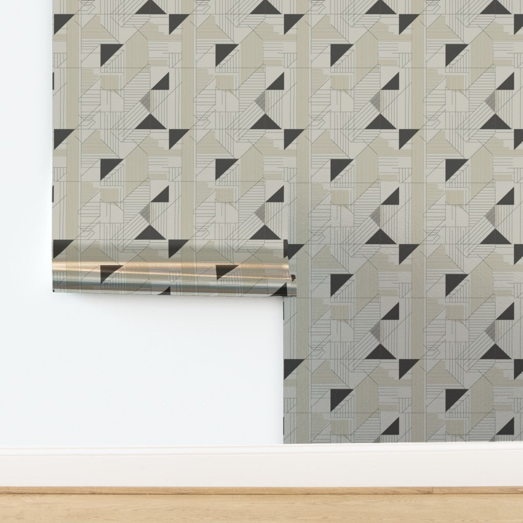 Luminous metallic finish of the Atelier Geometry designer wallpaper.