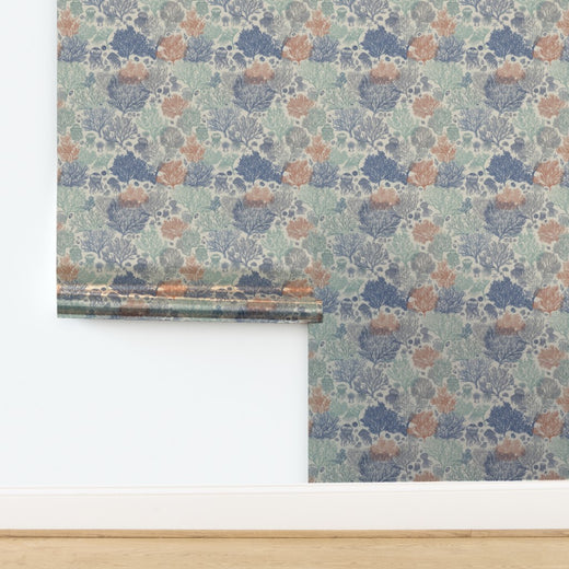 Metallic pearlescent paper swatch of Jelly Reef wallpaper in Sun Bleached colorway.