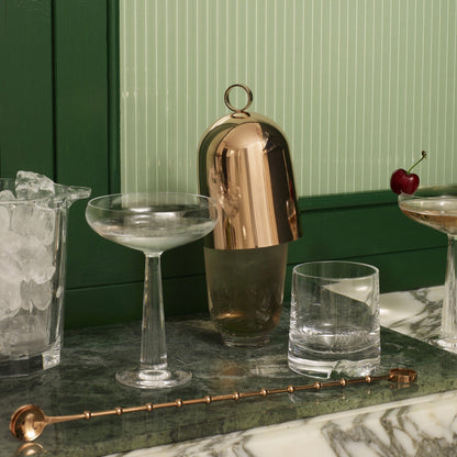 Close-up of a cocktail served with fresh garnish in a NUDE Alba crystal glass.