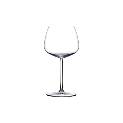 Close-up of the delicate lead-free crystal bowl and slender stem of the Mirage wine glass.