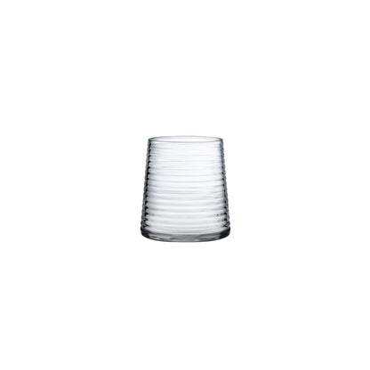 Detail view of the fine rim and elegant lead-free crystal construction of the Poem water glass.