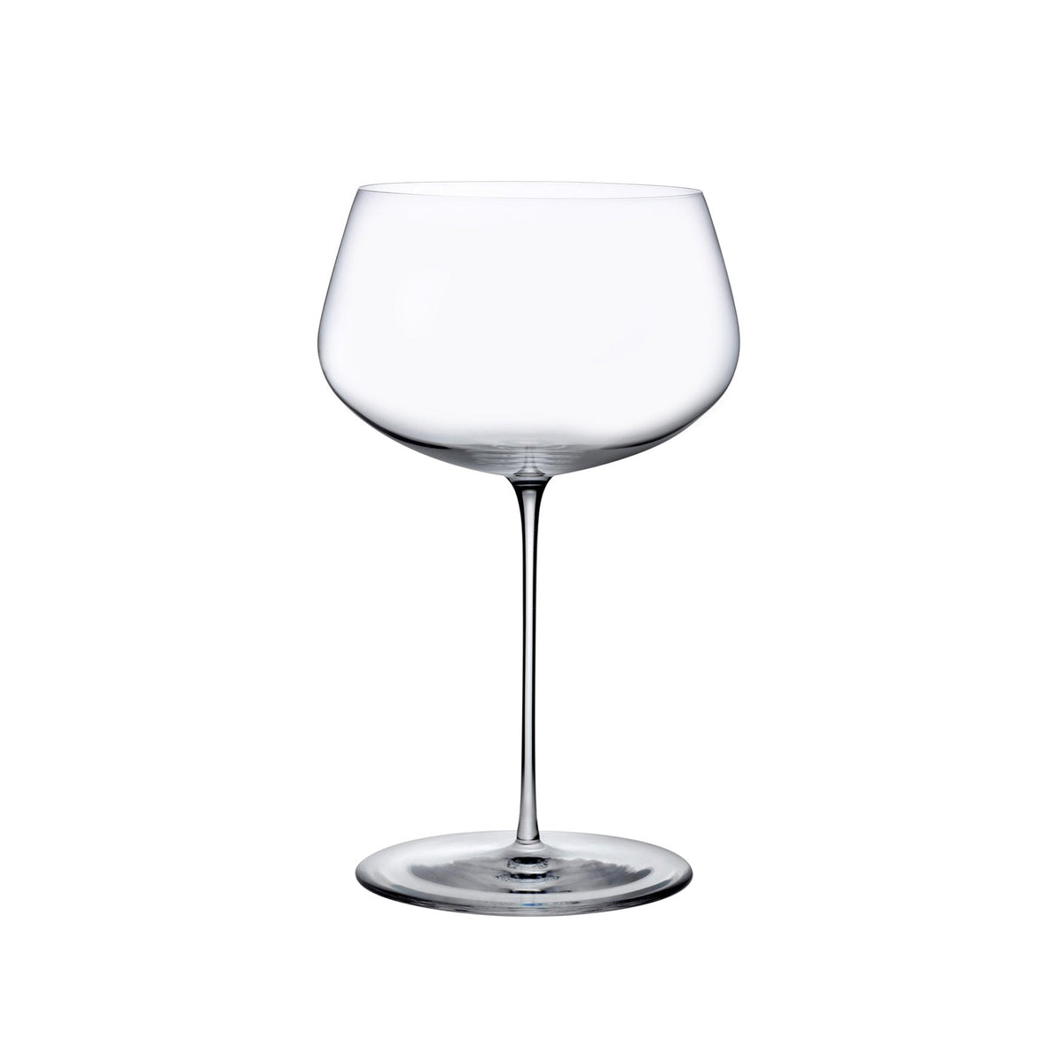 Minimalist profile of the Stem Zero full-bodied white wine glass highlighting its delicate stem and elegant bowl.