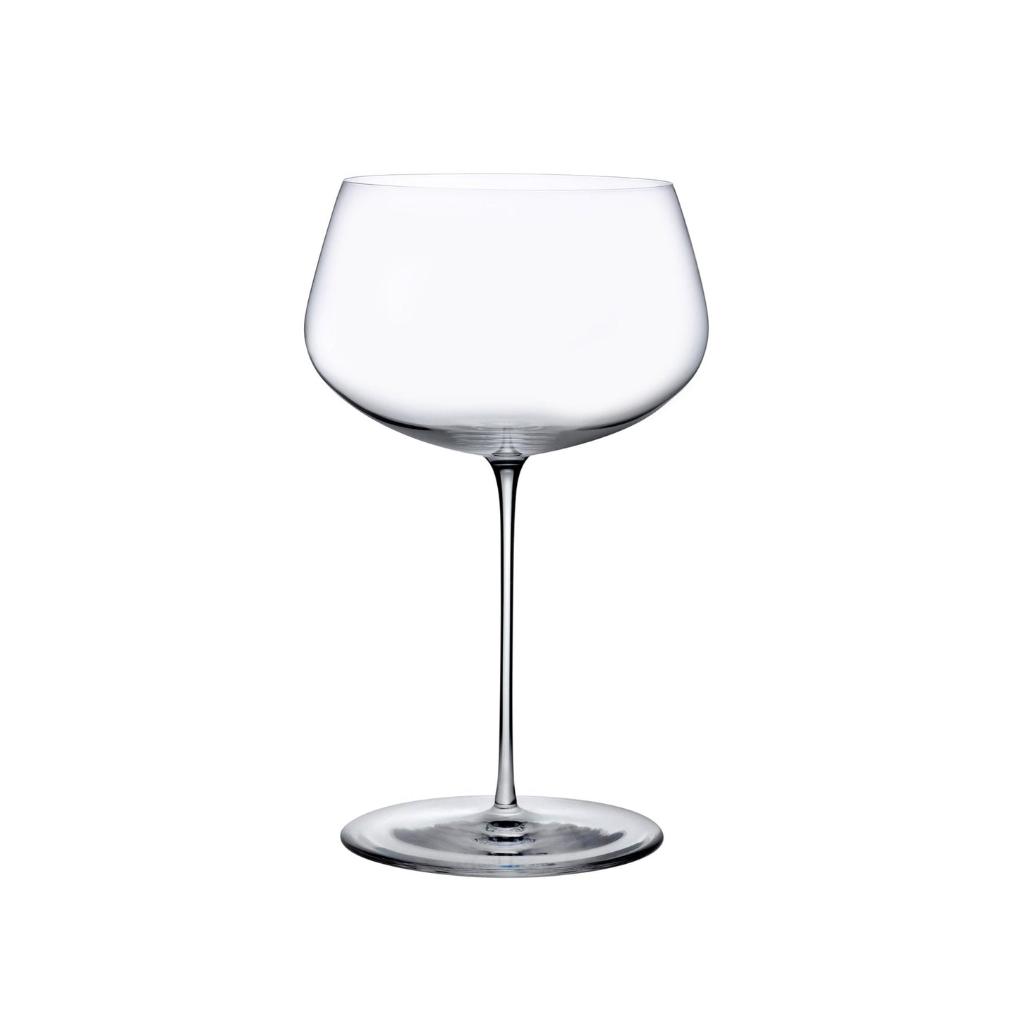 Minimalist profile of the Stem Zero full-bodied white wine glass highlighting its delicate stem and elegant bowl.