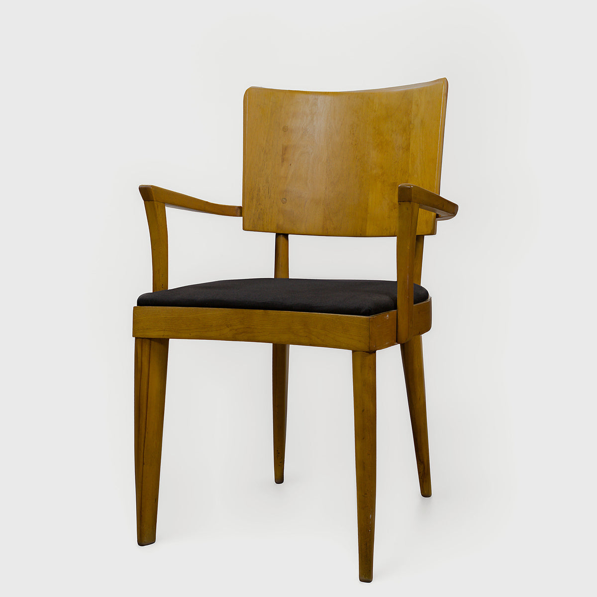 Close up detail of Midcentury Sculptural Wood Chair – Masculine Fine Art - Luxury Armchair | Provenance & Patina