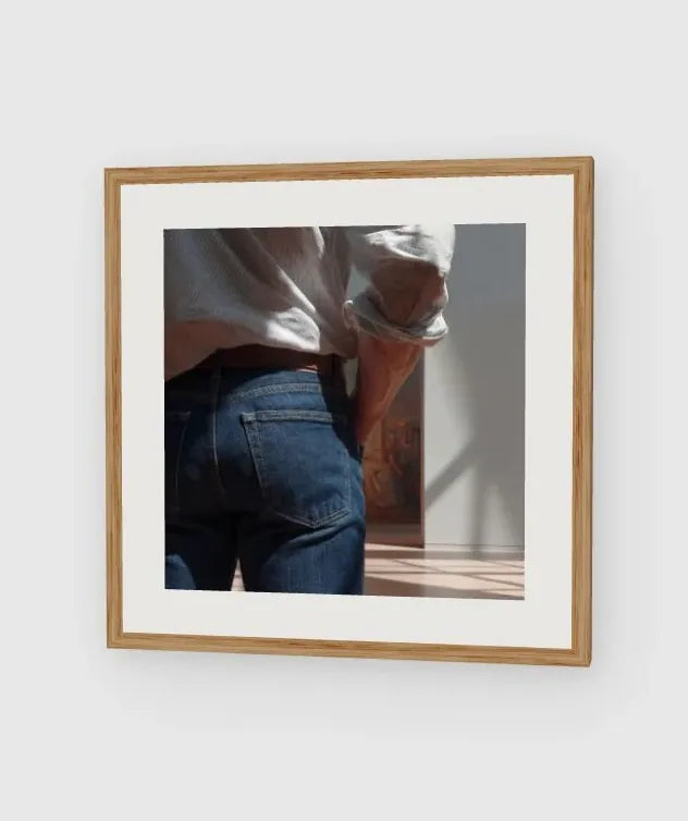 Looking framed artwork preview